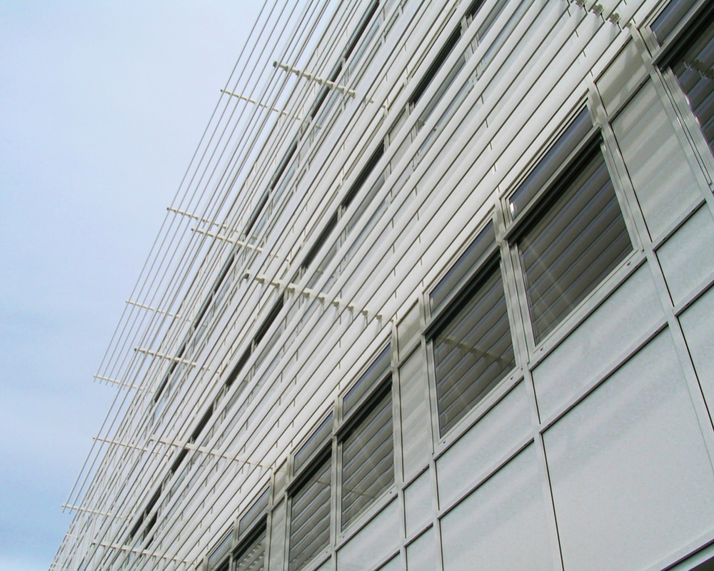 brise_soleil_horizontal_cnrs_orlean