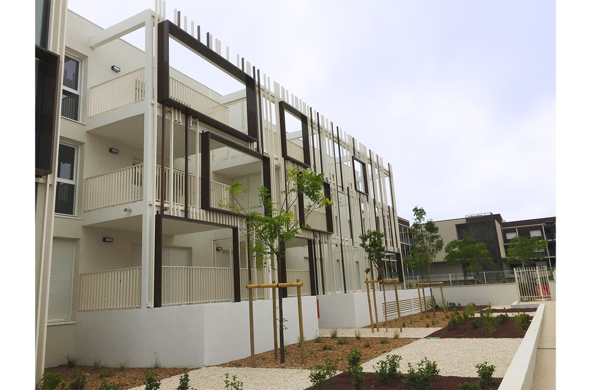 brise_soleil_architectural_lames_rectangulaires_melodie_nature_2