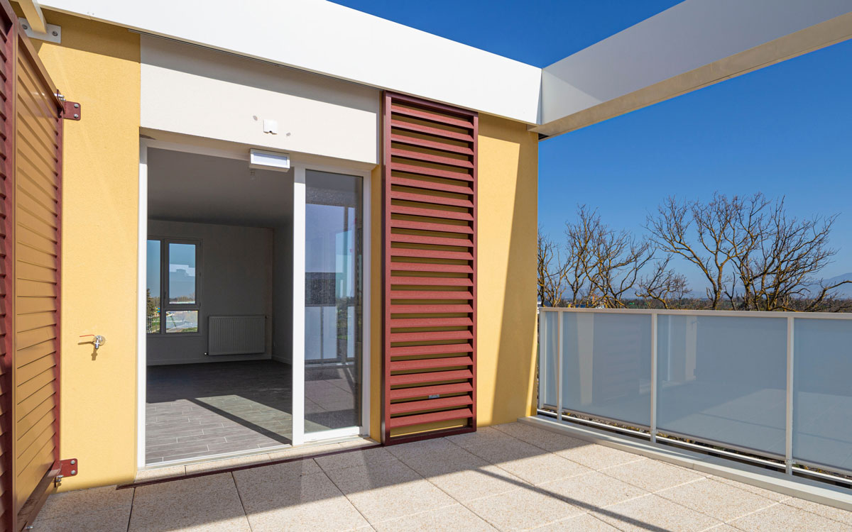 tellier-brise-soleil_patio-du-lac_1