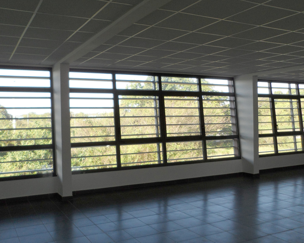 brise_soleil_specifique_parc_activites_Antillopole_GUADELOUPE_6