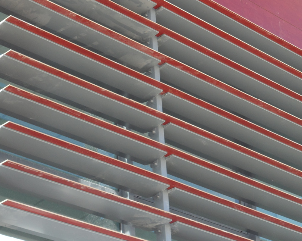 brise_soleil_specifique_parc_activites_Antillopole_GUADELOUPE_7