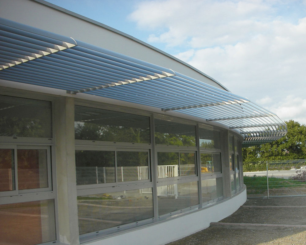 brise_soleil_horizontal_ecole_idonnière_poire