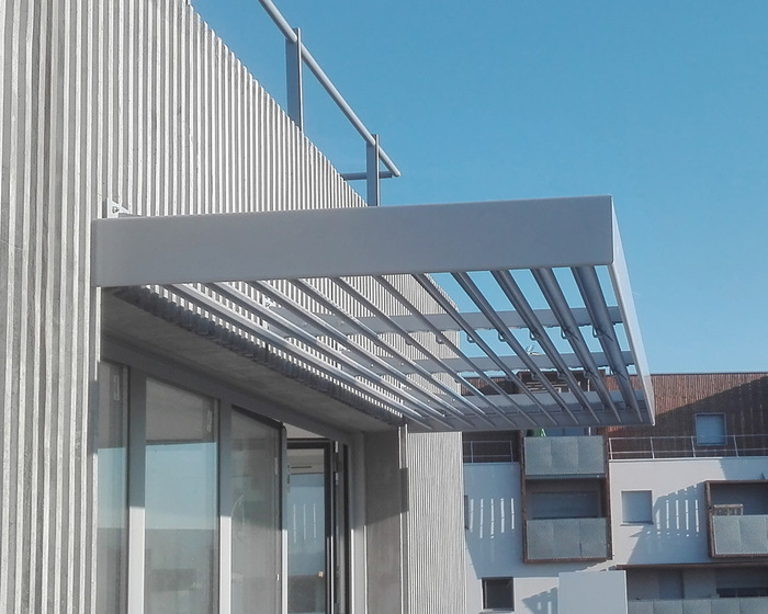 brise_soleil_horizontal_residence_bel_air