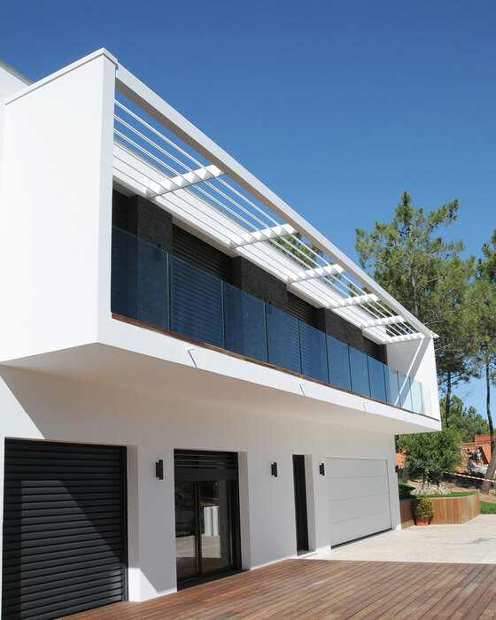 brise_soleil_horizontal_lames_ailes_avion_logements_palmyre