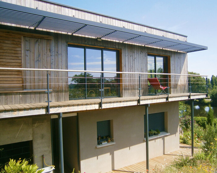 brise_soleil_maison_individuelle_chateau_gontiers